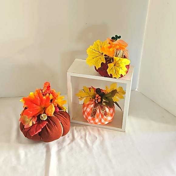 Hand Crafted Harvest Fabric Pumpkins 3Set Orange Farmhouse Handmade Autum Decor - Picture 5 of 17